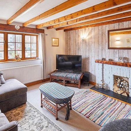 Host & Stay - Oldcorn Cottage Уитби Экстерьер фото