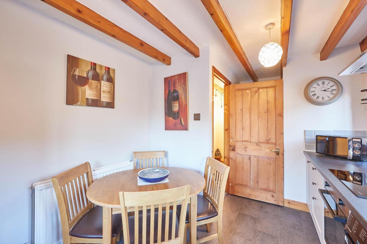 Host & Stay - Oldcorn Cottage Уитби Экстерьер фото